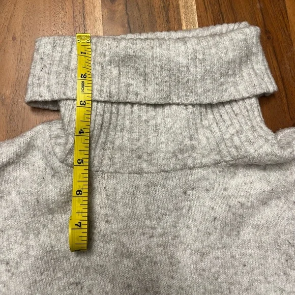 Cynthia Rowley Turtleneck Speckled Sweater - Picture 11 of 16